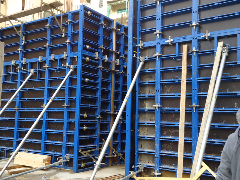 Deskowanie ramowe VARIMAX – Variant Factory na budowie